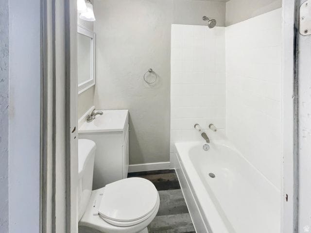 Building Photo - 2865 Pingree Ave E