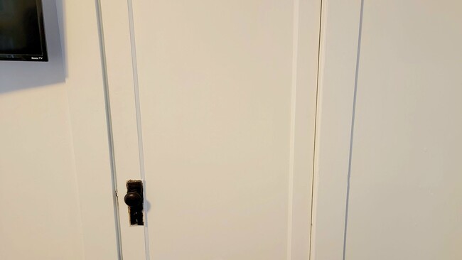 Building Photo - 044SCobert5503