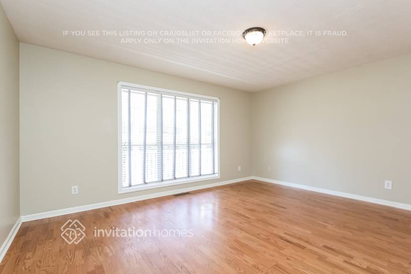 Building Photo - 4420 Elmhurst Ln