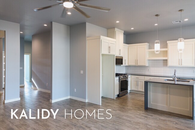 Building Photo - 504 Remington Ave