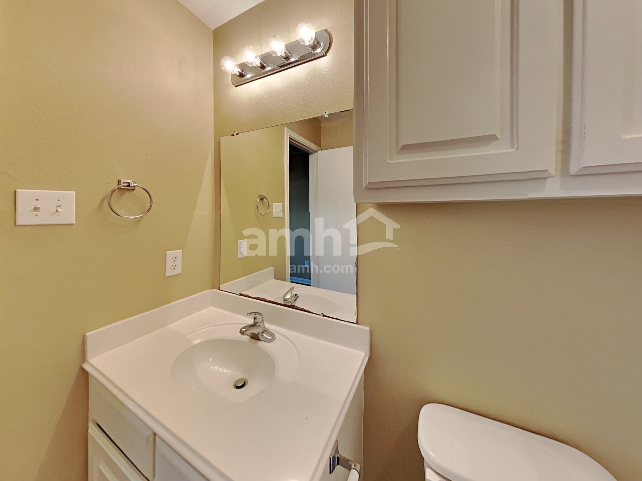 Building Photo - 2209 Kingfish Rd