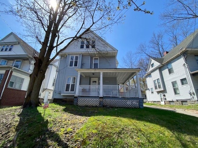Building Photo - 124 Beck Ave