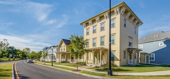 Building Photo - Rockview