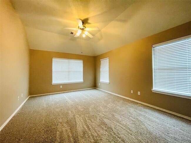 Building Photo - 13710 Clear Trail Ln
