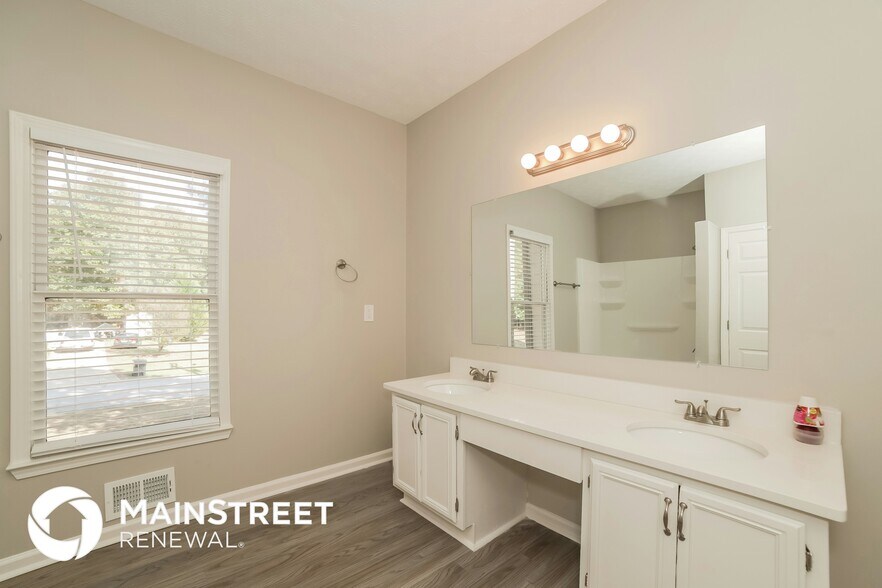 Building Photo - 85 Oak Landing Dr