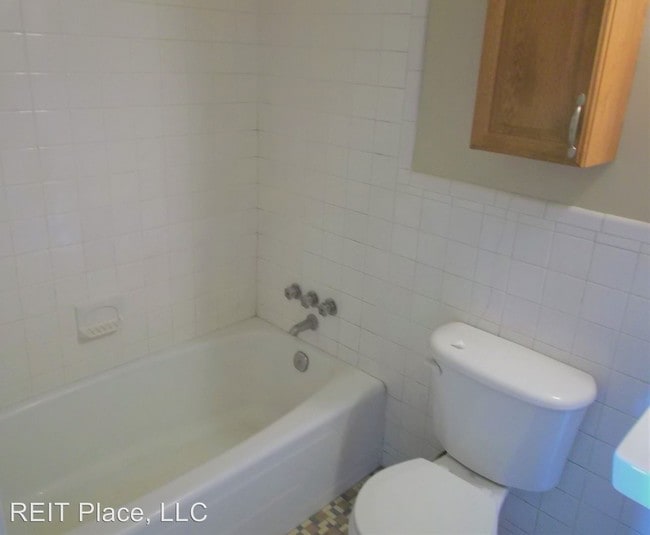 Building Photo - 854 Tryon Hill Dr