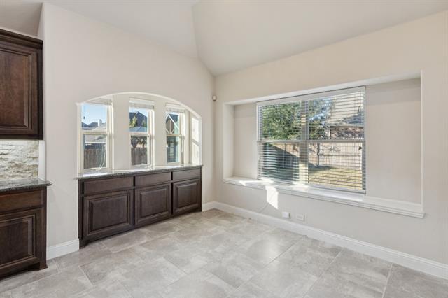 Building Photo - 2141 Lewis Canyon Dr