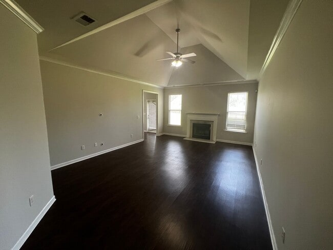 Building Photo - Coming Soon- Available August 3, 2025. Moody’s Avalon Subdivision 3 BR / 2  Bath