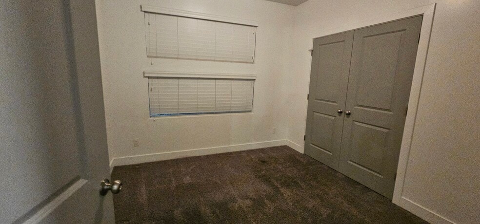 Building Photo - 875 S Depot St