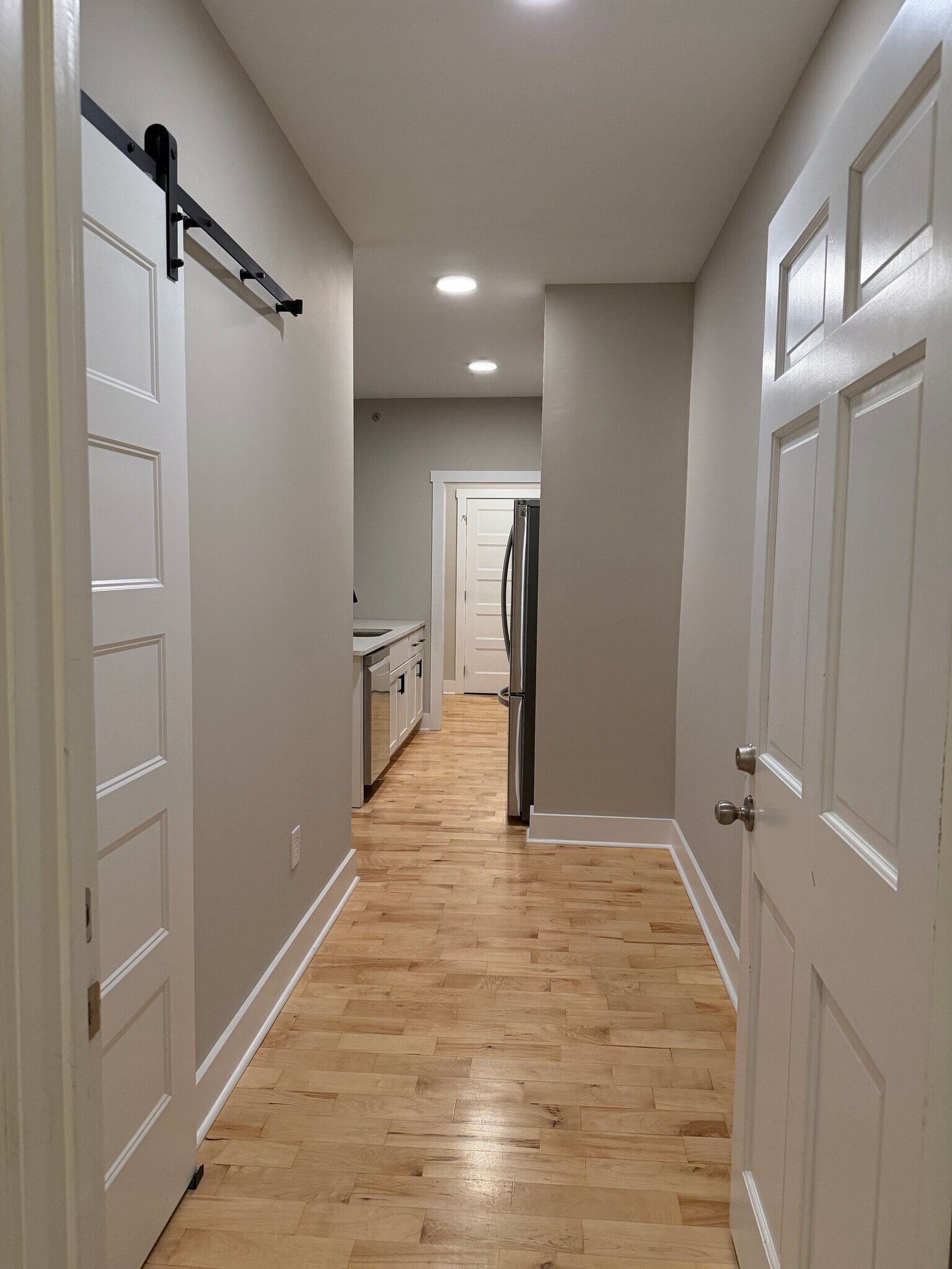 Building Photo - 620 Cumberland St