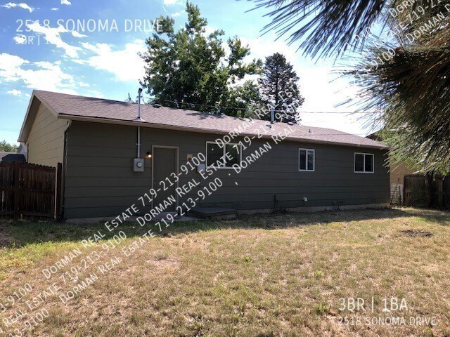 Building Photo - 2518 Sonoma Dr
