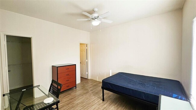 Building Photo - 2200 Classen Blvd
