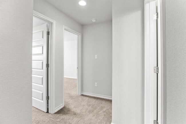 Building Photo - 798 Eves Necklace Dr.