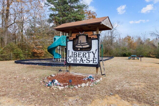 Building Photo - 269 Declaration Dr