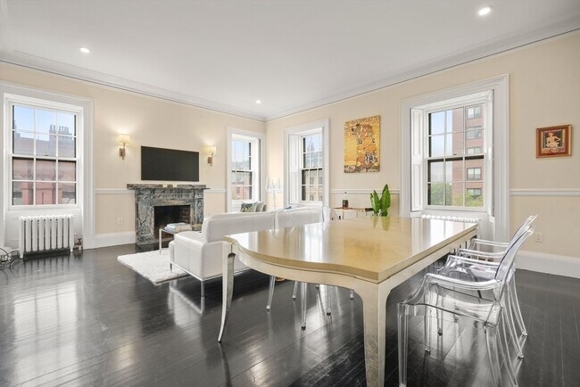 Building Photo - 285 Clarendon St