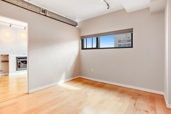 Building Photo - 1125 11th St NW