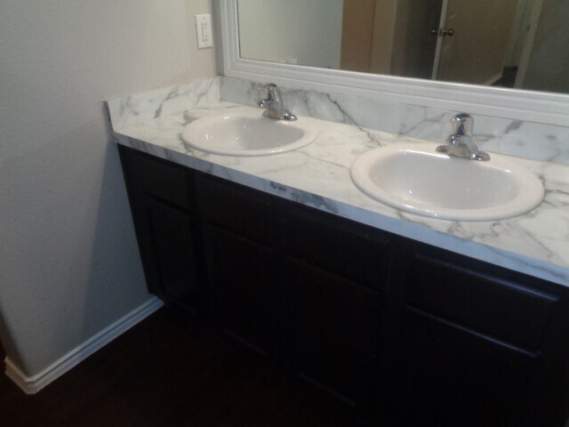 Building Photo - 2031 Treasure Mountain Dr