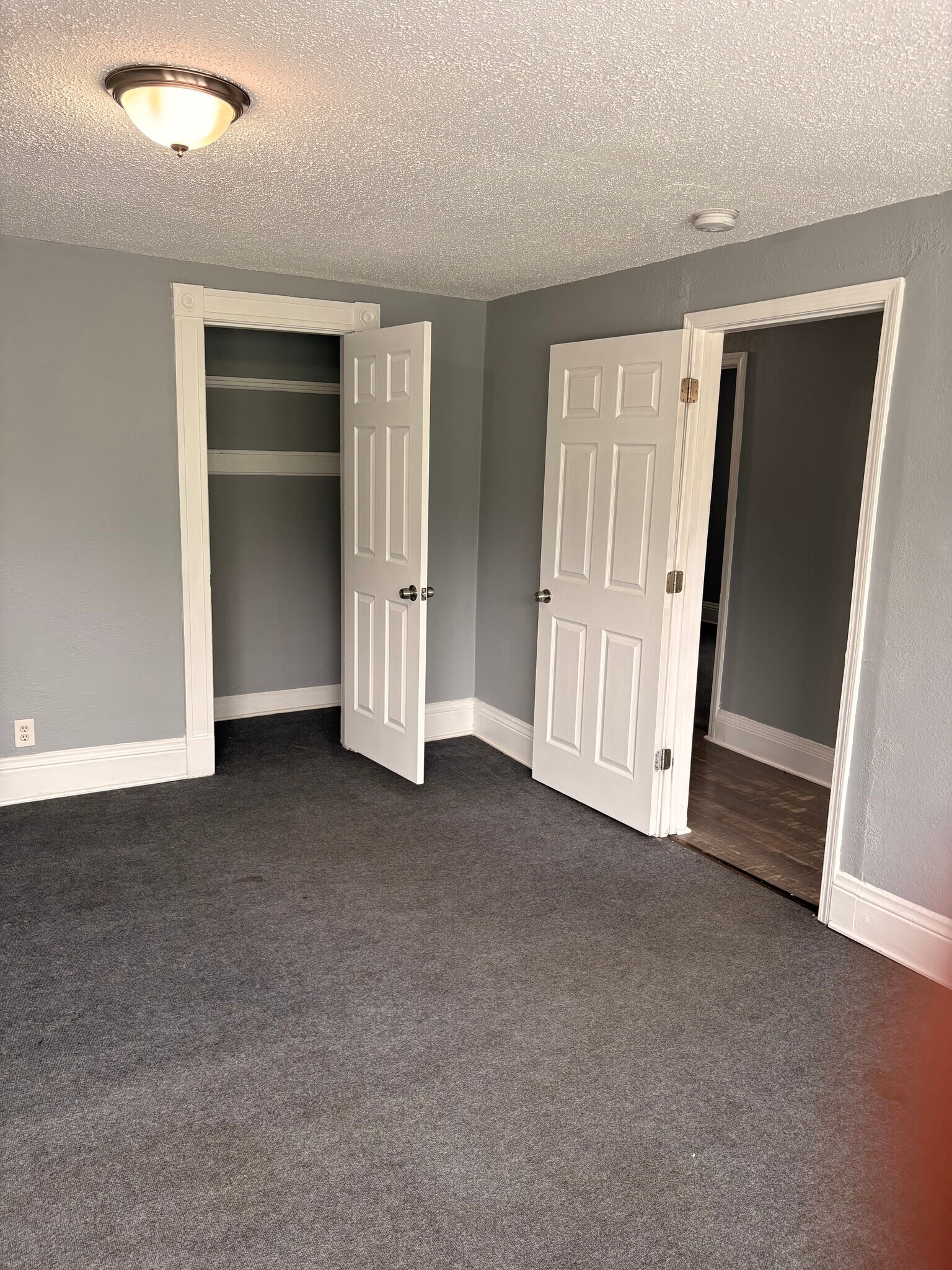 Building Photo - 3723 Sylvan Pl