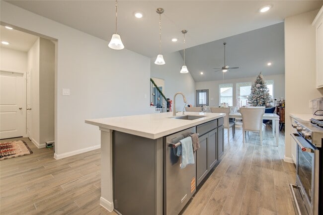 Building Photo - 12202 Bell County Ct