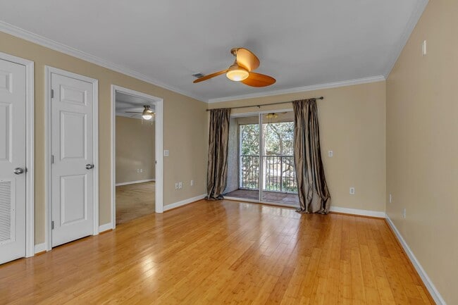 Building Photo - 4274 Calinda Ln