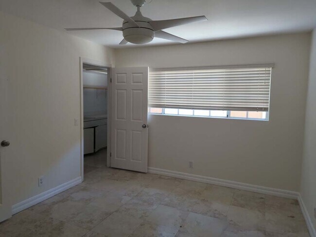 Building Photo - Beautiful and Spacious 4 Bed, 3 Bath Home ...