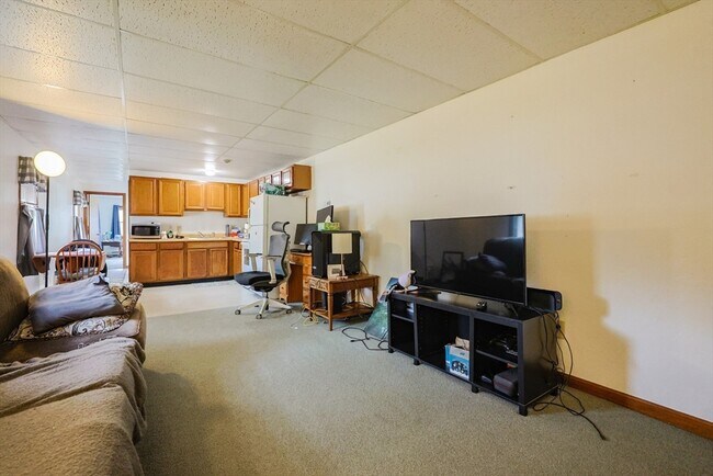 Building Photo - 31-33 Leicester St