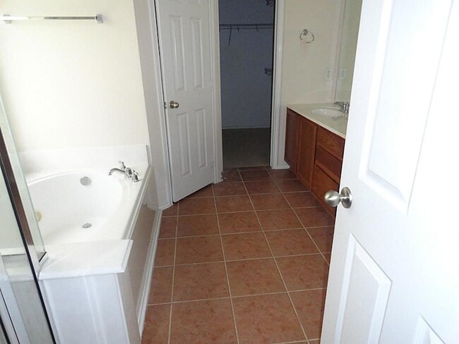 Building Photo - 3015 Acacia Fair Ln
