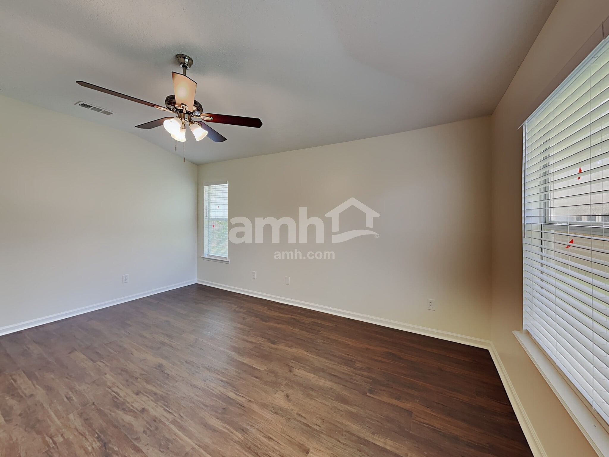 Building Photo - 11373 Chapelgate Ln