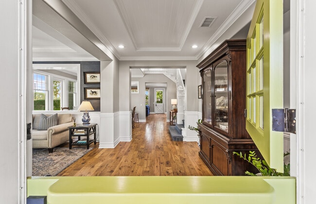 Building Photo - 13 Cape Danbury