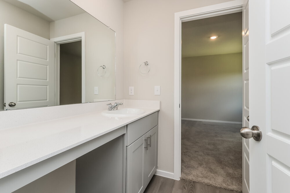 Building Photo - 540 Dalloway St