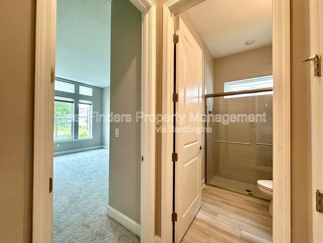 Building Photo - 11176 Engineering Way