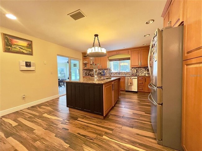 Building Photo - 3900 Reaves Rd