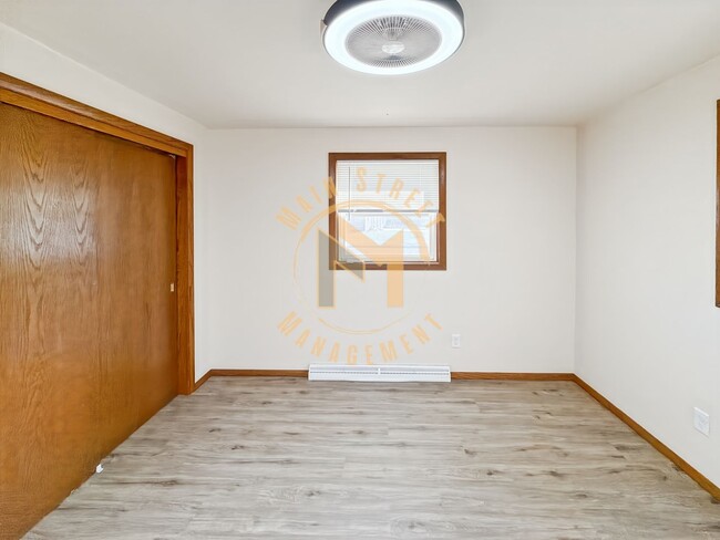 Building Photo - 2230 Mahon Ct