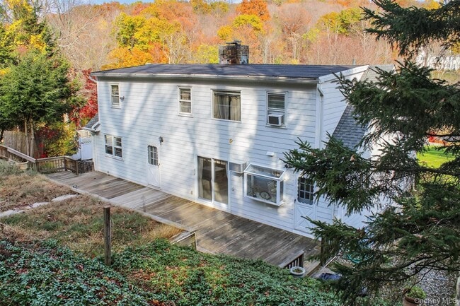 Building Photo - 80 Pines Bridge Rd