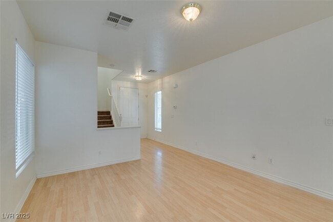 Building Photo - 10385 Morning Sorrow St