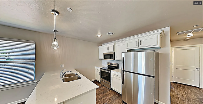 Building Photo - 405 Summit Ridge Dr