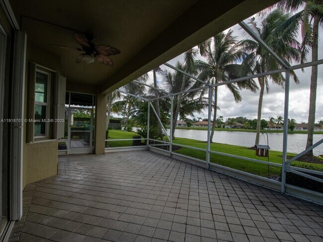 Building Photo - 3560 Moon Bay Cir