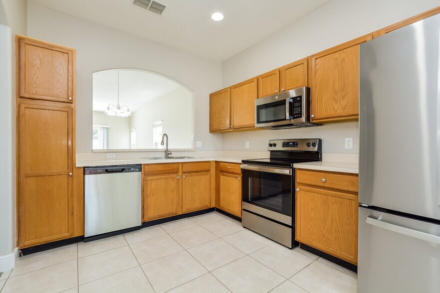 Building Photo - 13212 Canna Lily Dr