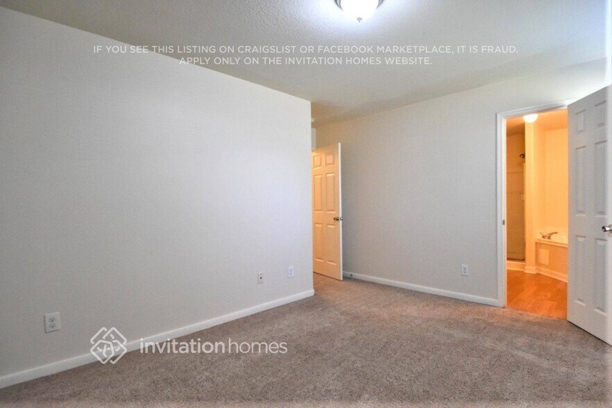 Building Photo - 4043 Pedernales River Ln