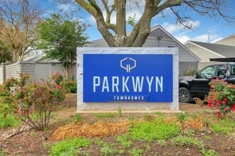 Building Photo - 4401 Glenview Ct