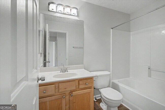 Building Photo - 980 Windcroft Cir NW