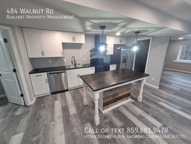 Building Photo - 484 Walnut Rd