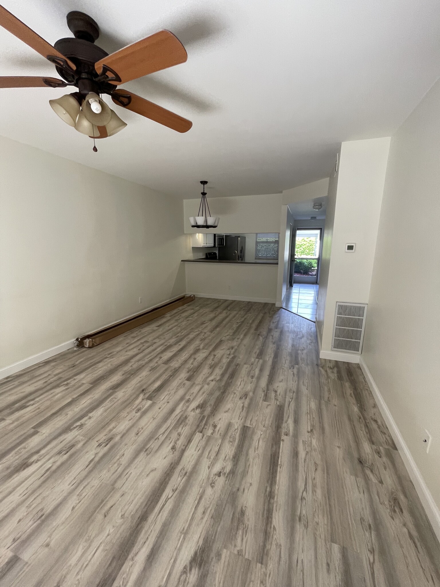 Building Photo - 326 Bradstrom Cir