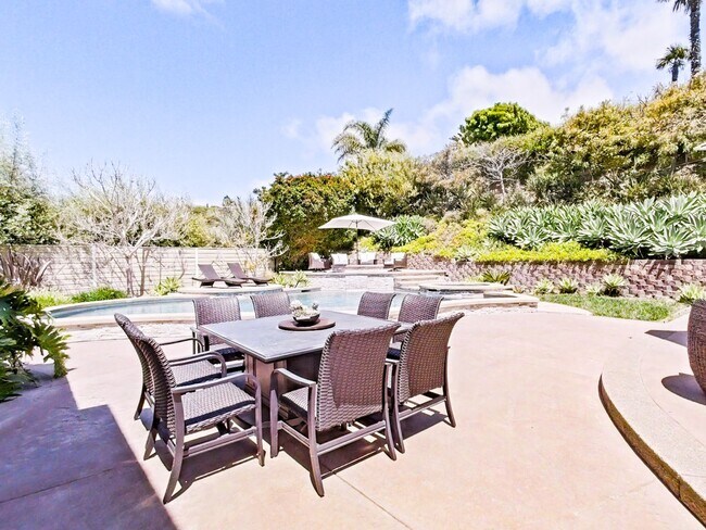 Building Photo - 33702 Calle Conejo