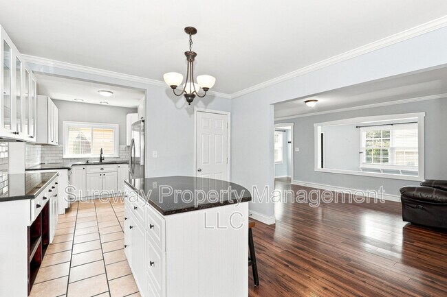 Building Photo - 111 Westmont Ave