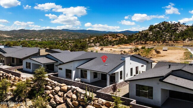 Building Photo - 1326 Rockwood Dr