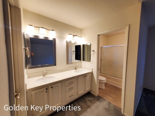 Building Photo - Lovely 2-story townhome in The Cape at Cal...