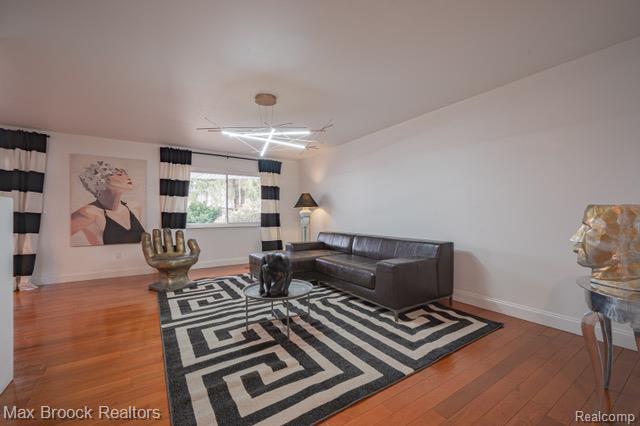 Building Photo - 81 Stratford Ln