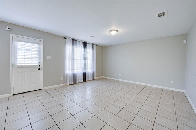 Building Photo - 9814 Garnet Springs Dr
