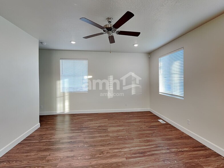 Building Photo - 5966 Verdigris Dr